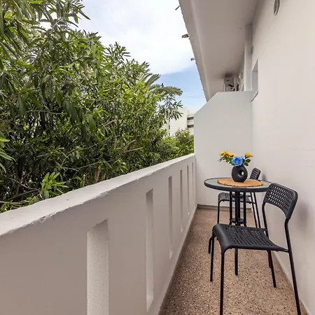 Fysalida's Coastal Gem 6 - Steps Away From The Sea *