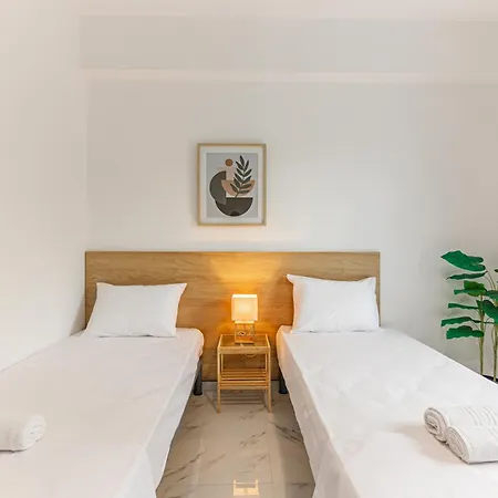 Fysalida's Coastal Gem 6 - Steps Away From The Sea Apartment *